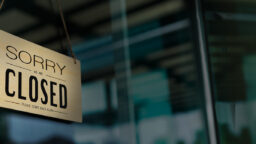 closed sign on storefront