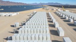 Desert Sunlight Solar Farm Battery - California battery storage smashes records - Can Australia do the same featured image